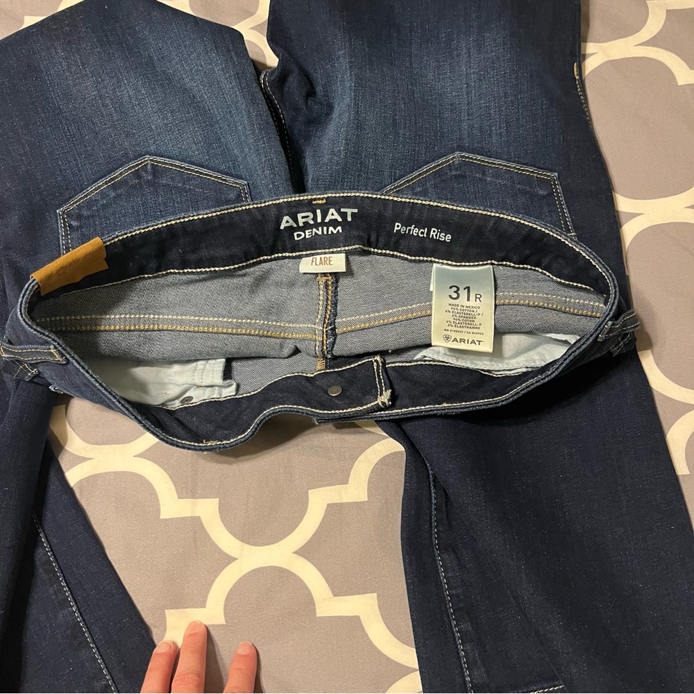Ariat flare jeans new without tags size 31